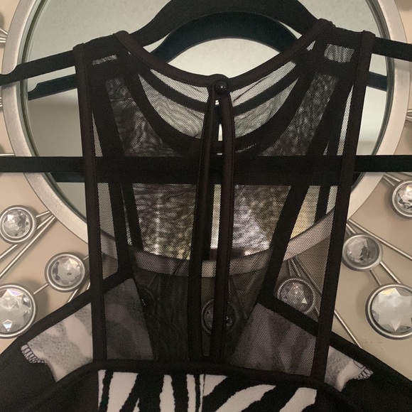 Zebra print, mesh top, mini Dress from Agaci. Size L - Picture 7 of 7